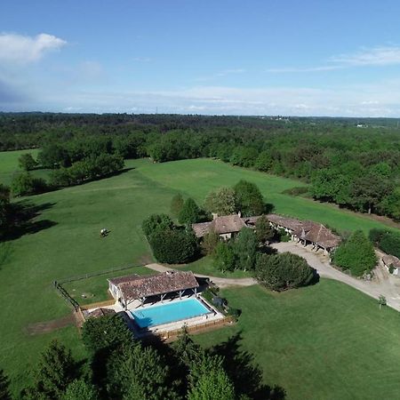 Готель Domaine De La Mouthe Saint-Remy  Екстер'єр фото